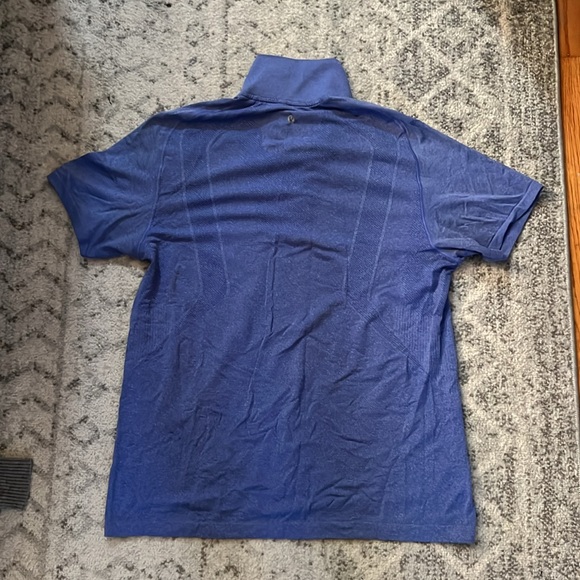 blue lululemon shirt size large collar sports/althetic/ performance wear - Picture 2 of 5
